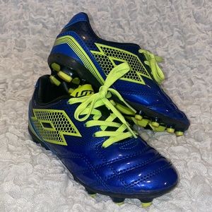 Boys Lotto Soccer Cleats size 12